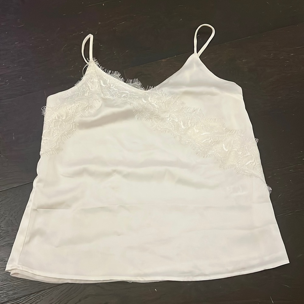 1State white lace cami
